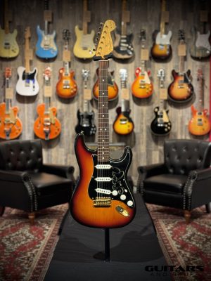 1992 Fender Stevie Ray Vaughan Signature Stratocaster 3-Tone Sunburst