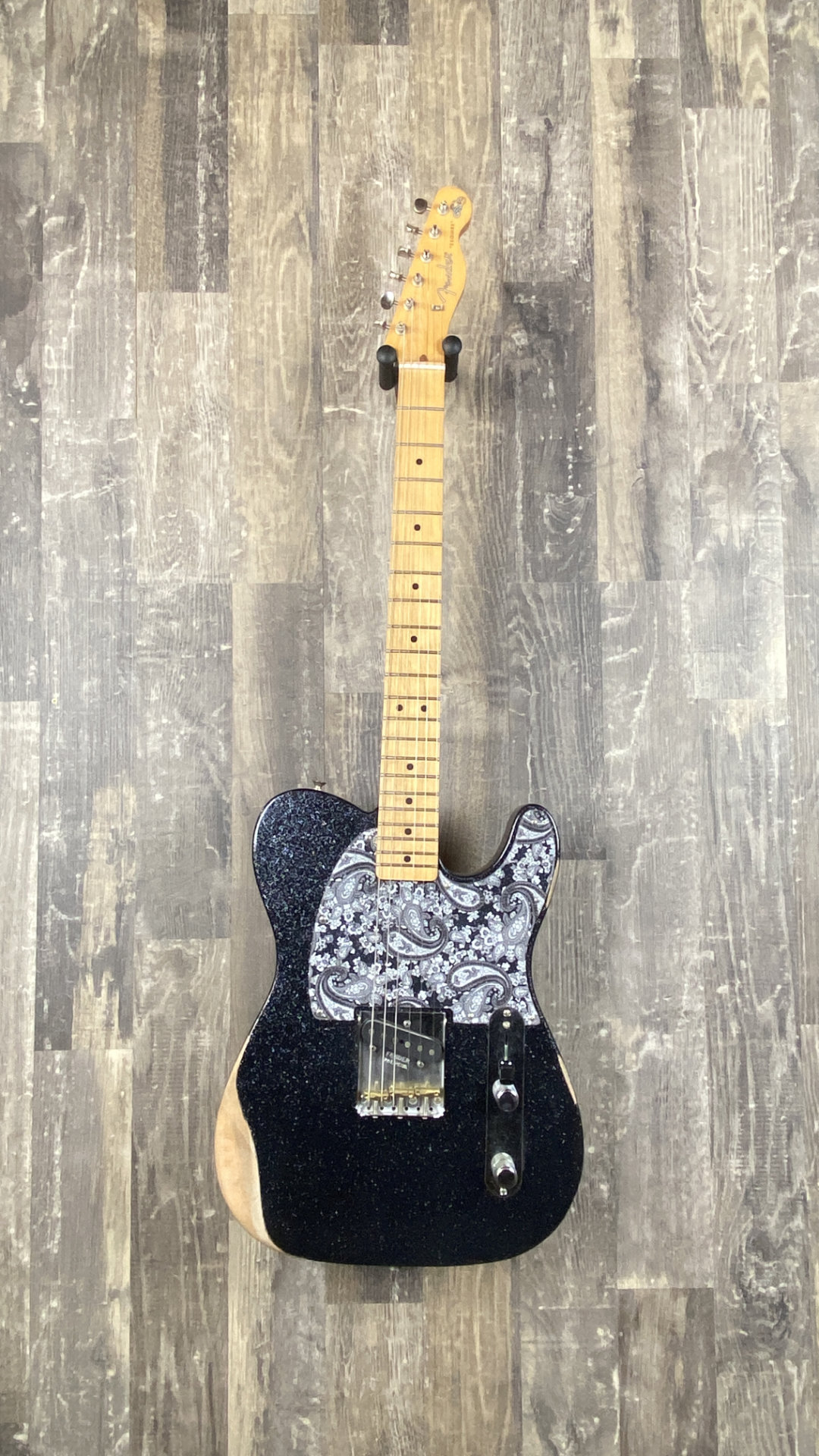 Fender Brad Paisley Signature Esquier Road Worn Black Sparkle