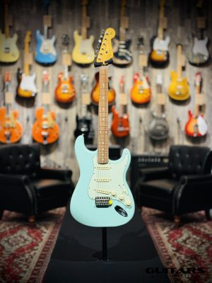 Fender Vintera 60s Stratocaster PF Surf Green